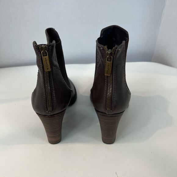 Aquatalia Women’s Brown All Leather Almond Toe Block Heel Zip up Ankle Boots 8 - Picture 4 of 9